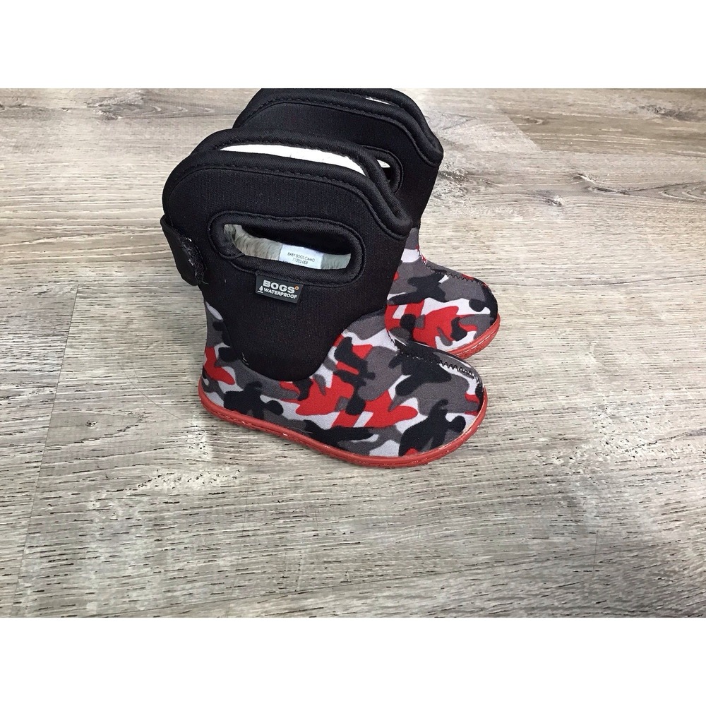 Baby Bogs Toddler Boy Boots Size 4 Rain Snow Red Black Camo Pull On Waterproof